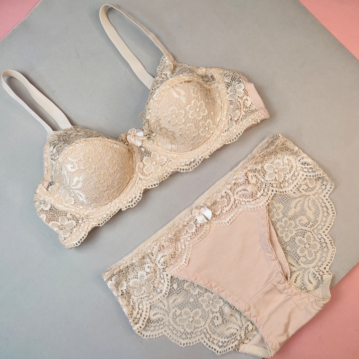 Half net light  padded lace bra set