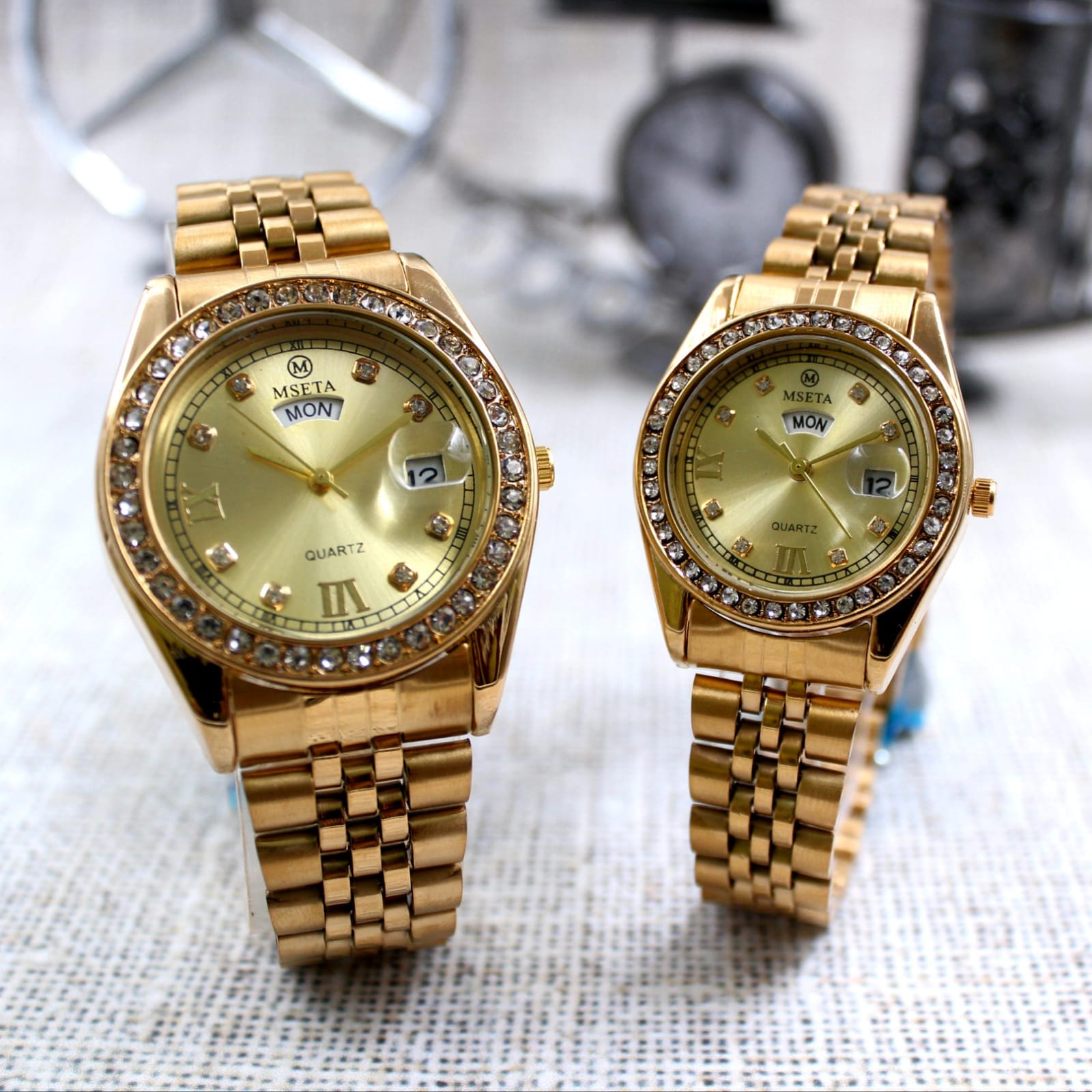 MSETA DATE TIME COUPLE WATCHES