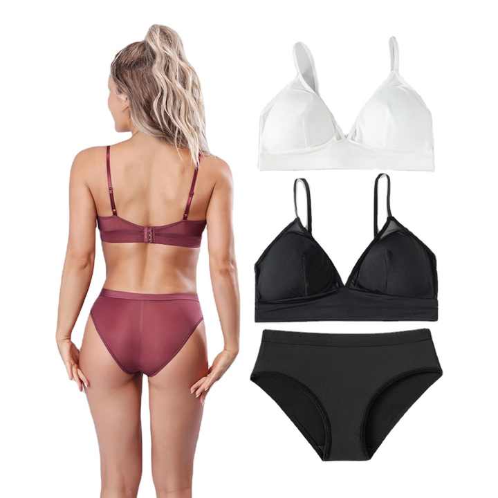 Set of 2 pieces of underwear, push-up bra and Brazilian panties