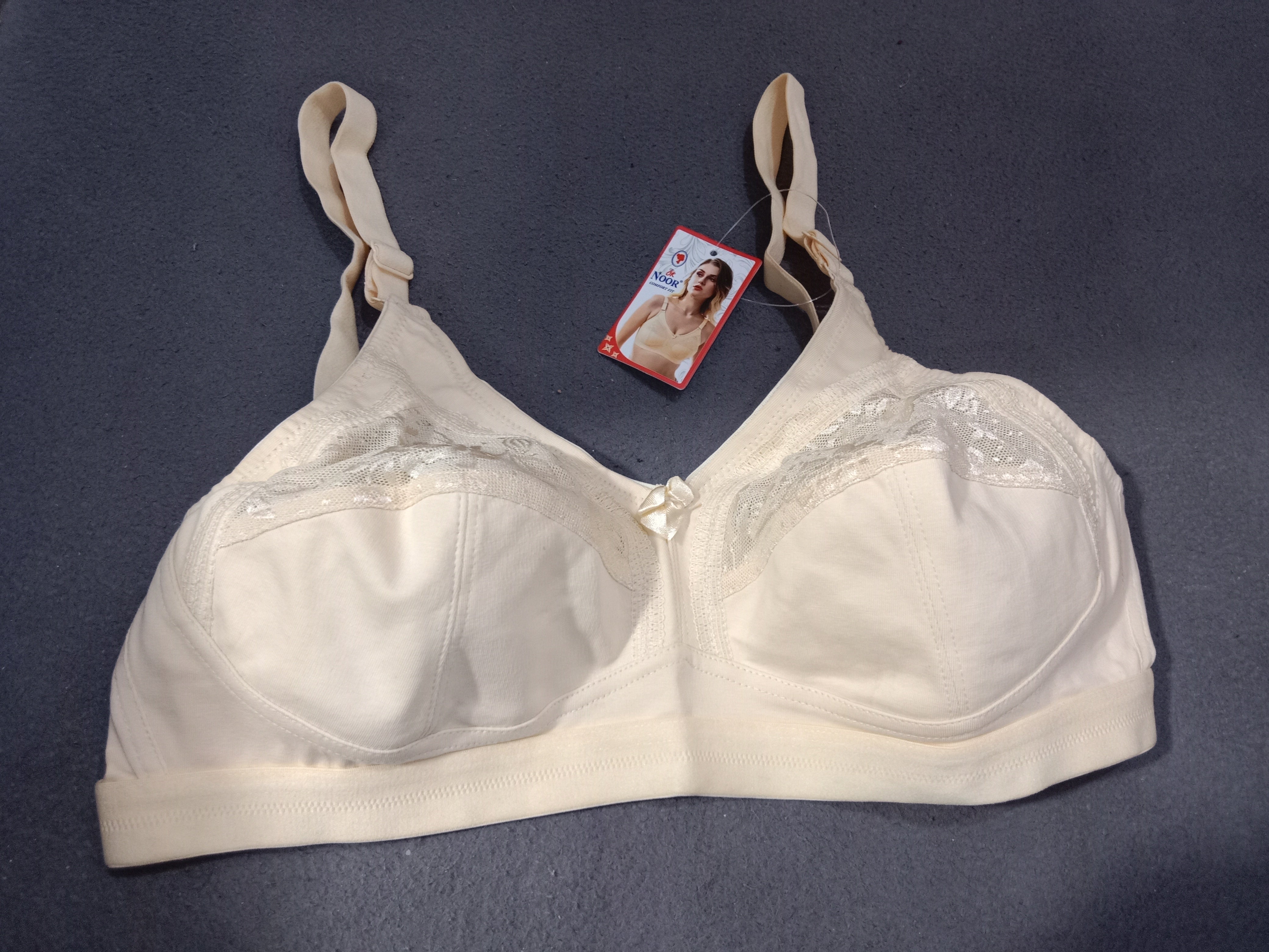 Doreeen minimizer capry bra