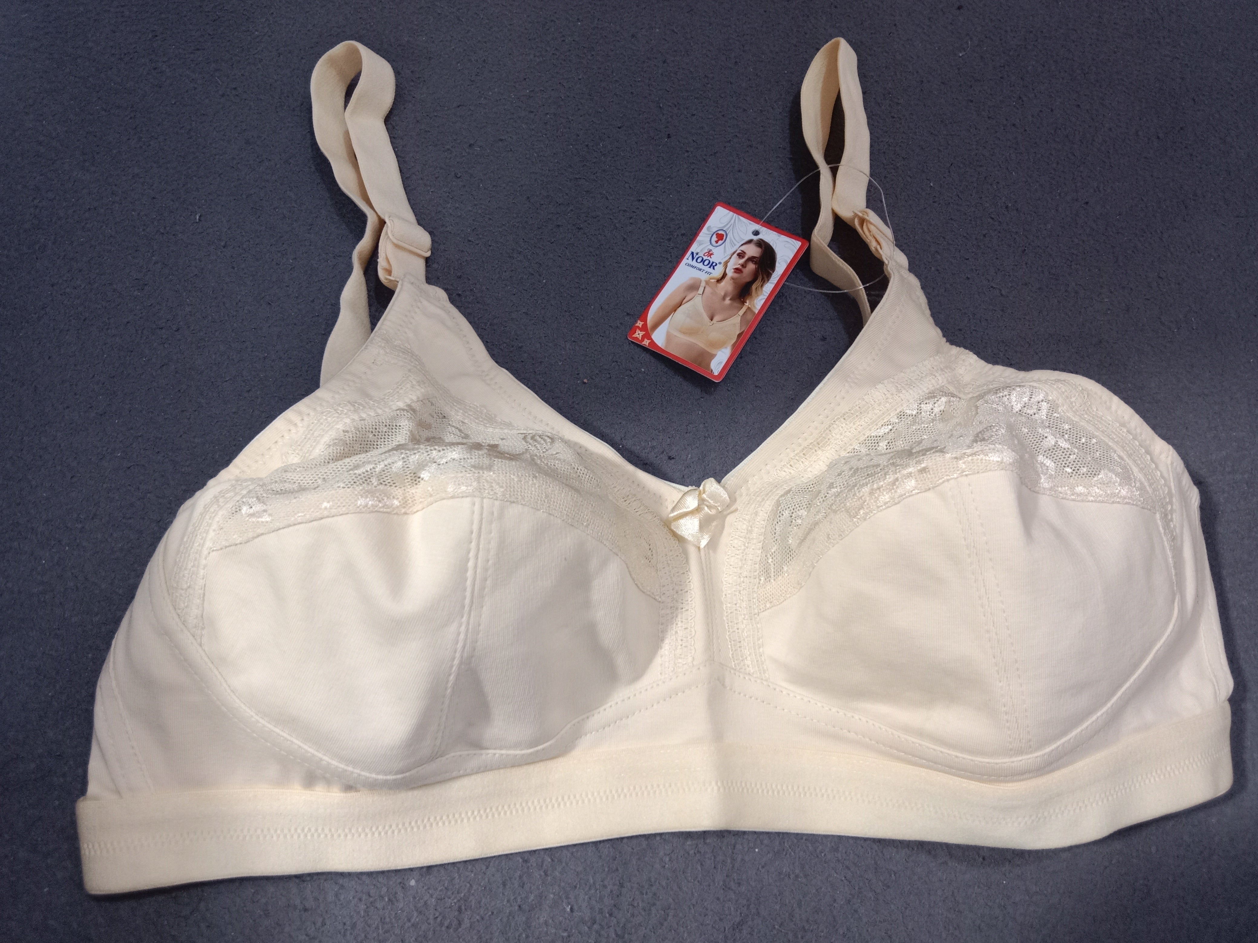 Doreeen minimizer capry bra