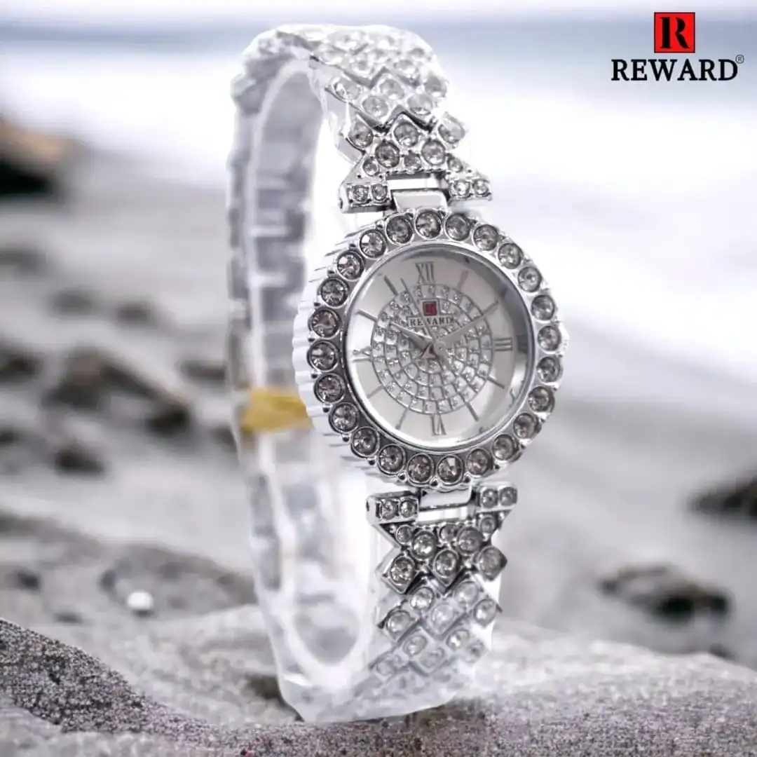 Top Quality Luxury Women Rhinestone Watche REWARD