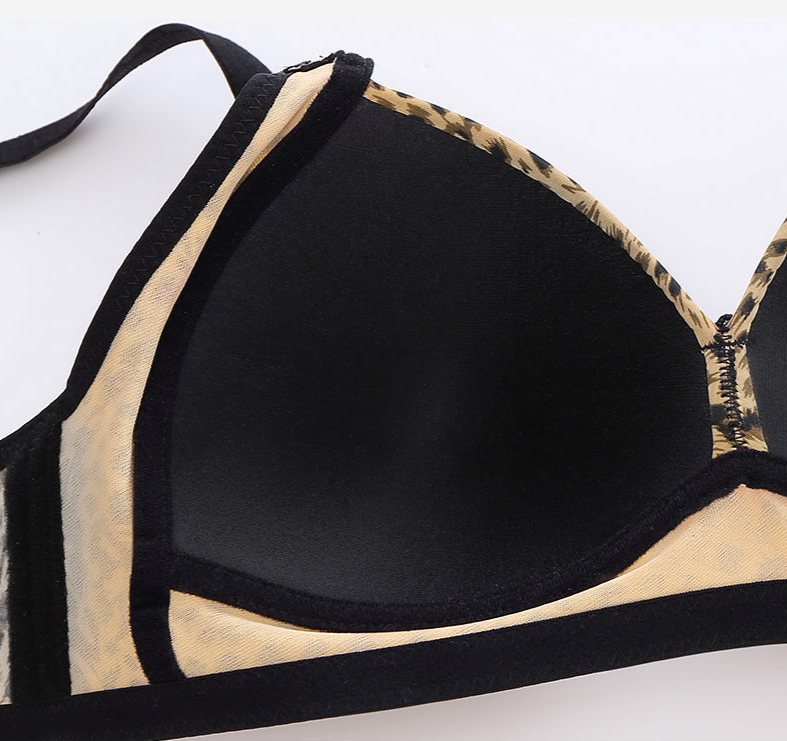 Light padded cheetah print bra