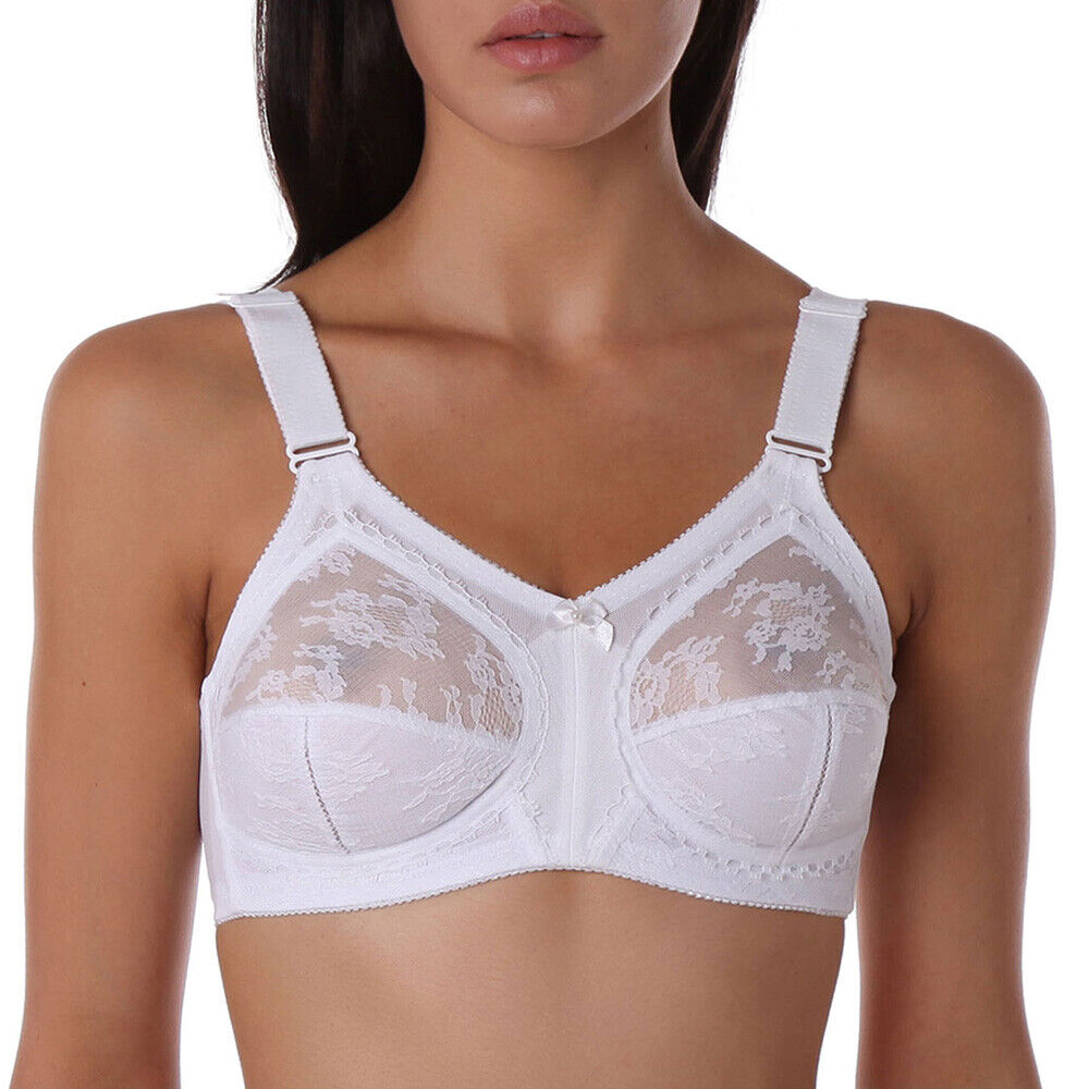 SINGAPORE FAMOUS AMOUR BRA ON LIMITEDT TIME SALE (Free Delivery)